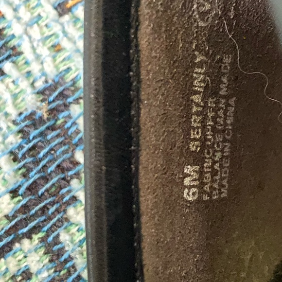 Shoes - Picture 6 of 14